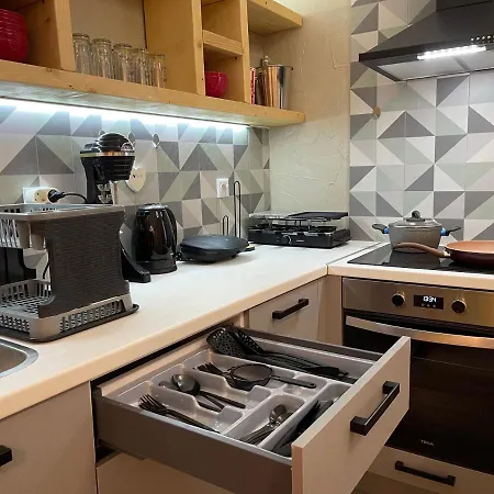 Vila Oikiastudios2 *