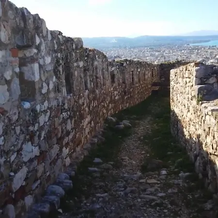 Vila Oikiastudios2 *